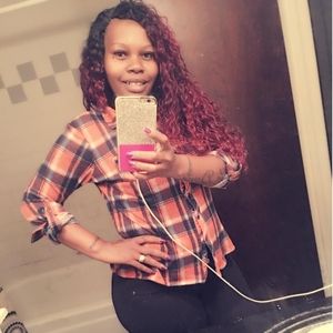 Meet your Posher, Stephani